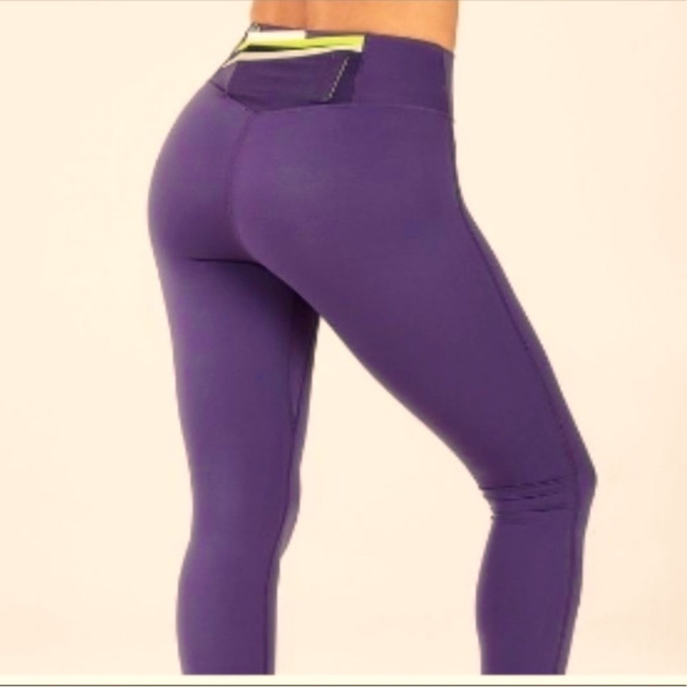Fabletics Motion 365 Leggings size Small